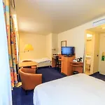 Pacific Otel